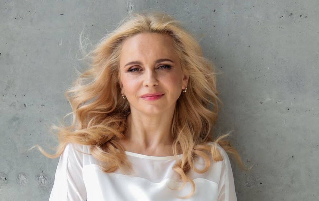 Лілія Ребрик показала ідеальну сукню на літо, яка ніколи не вийде з моди