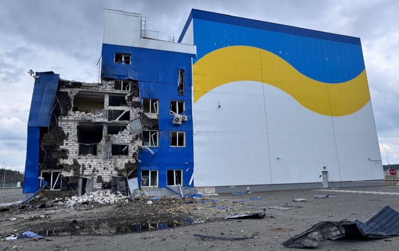 З'явилися фото ядерного об'єкту, який атакував дрон біля Чорнобиля