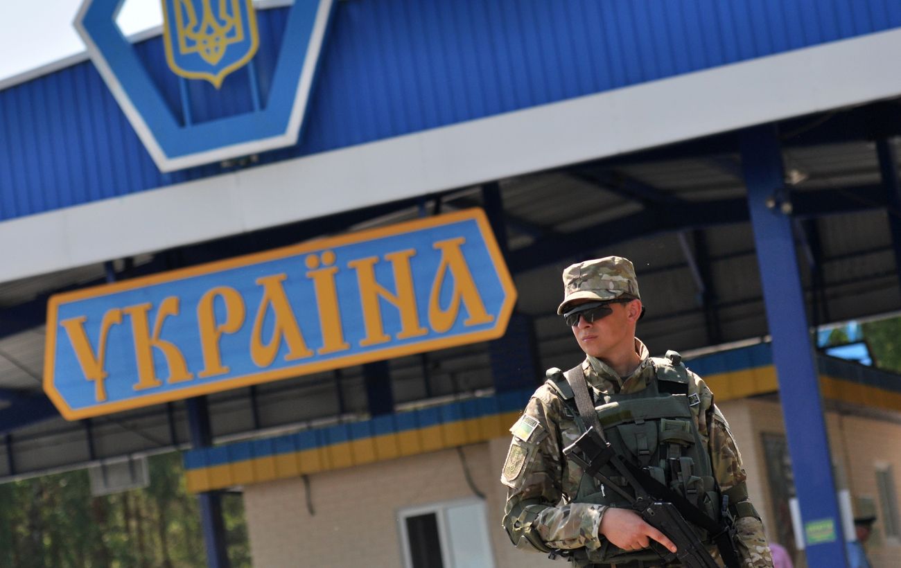 Польща передумала закривати на літо популярний пункт пропуску з Україною