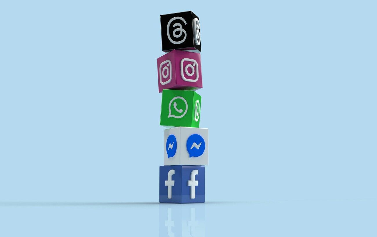 Facebook, Instagram і WhatsApp не працюють: що відомо про глобальний збій Meta