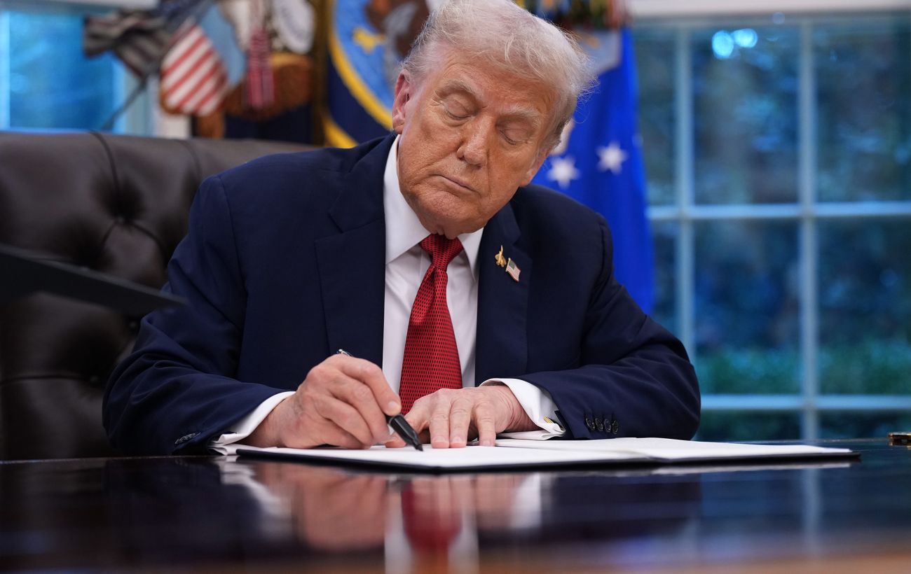 Трамп оголосив про мир з Іраном: коли відкриють Ормузьку протоку