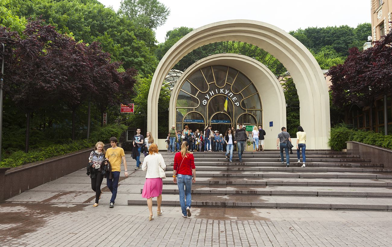 У Києві закривають фунікулер: що сталося й коли його запустять знову