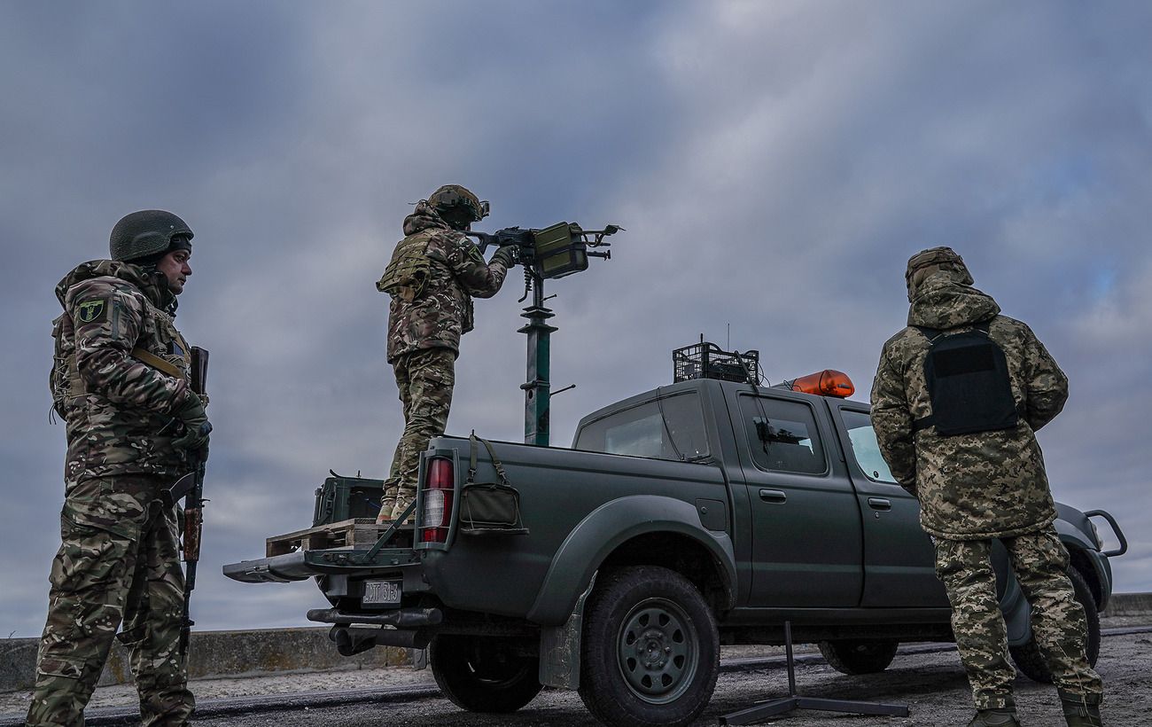 Сили ППО збили більшість дронів, але є прильоти: деталі нічної атаки РФ